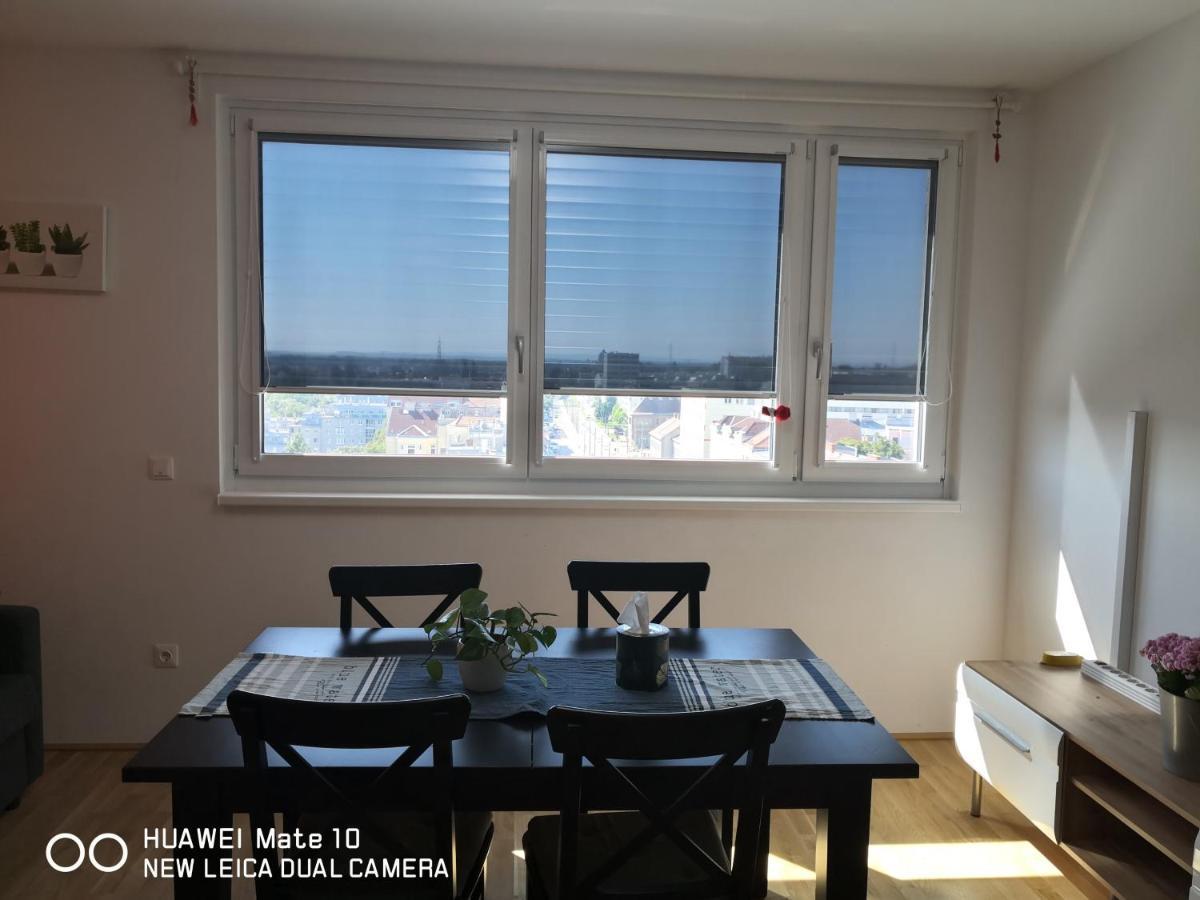 Modern Apartment Bei U Bahn Simmering ウィーン エクステリア 写真